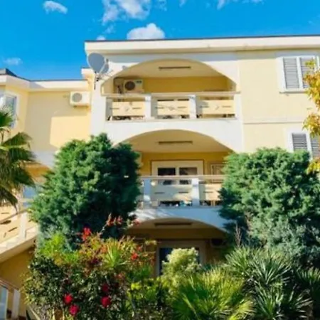 Pool Apartment Sol 6 * Vir
