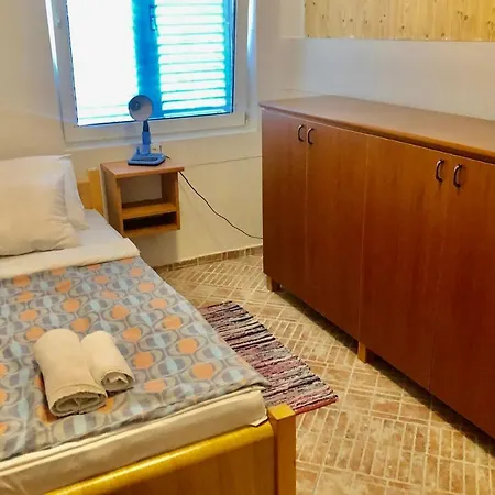 Pool Apartment Sol 6