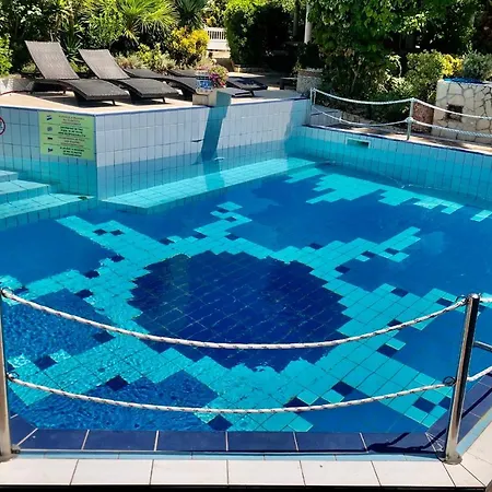 Apartamento Pool Apartment Sol 6 Vir